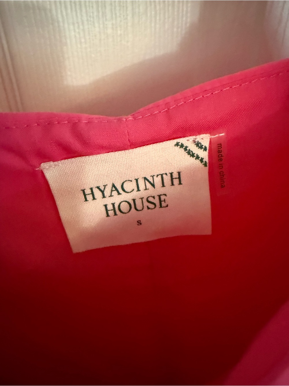 Tuckernuck Hyacinth House Mina Top Hot Pink Ruched Peplum Blouse - Picture 4 of 4